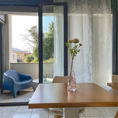 Bilocale Con Terrazzi Via Antonio Riva 3 By Lr Λουγκάνο