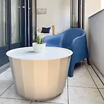 Daire Bilocale Con Terrazzi Via Antonio Riva 3 By Lr *